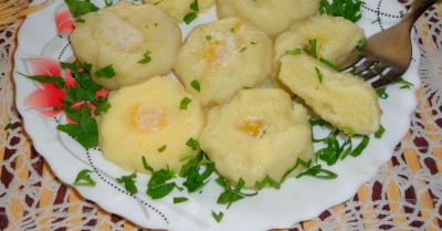 Постные картофельные клецки на крахмале без яиц