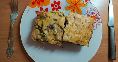 заливной пирог на кукурузной муке с картошкой и грибом