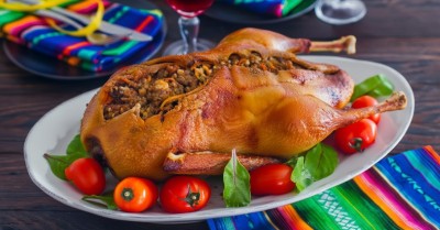 Гусь с гречкой запеченный целиком в духовке