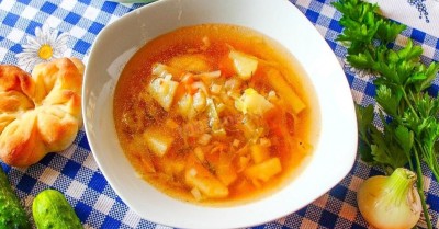 Куриный суп с капустой и картошкой