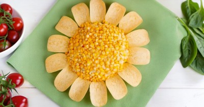 Салат Солнышко с чипсами