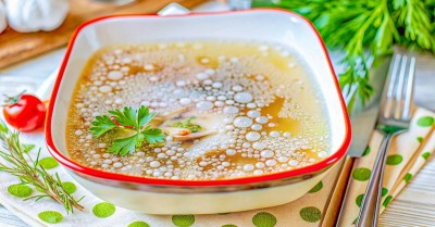 Студень холодец в мультиварке свиной из ножек