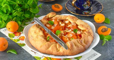 Домашняя галета с абрикосами