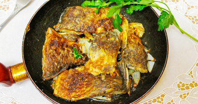 Как жарить карасей