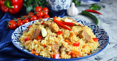 Как сделать чтобы плов был желтым