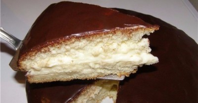 Торт бисквитный Нежный в глазури с заварным кремом