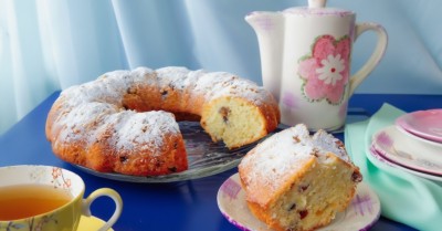 Классический кекс с изюмом