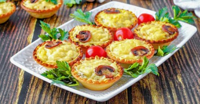 Жульен с грибами в тарталетках в духовке