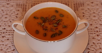 Тыквенный крем-суп с картошкой и базиликом