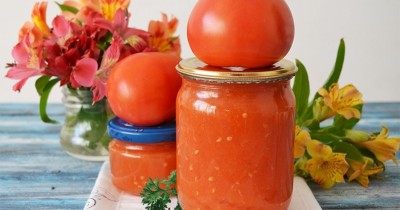 Сок из свежих красных помидоров с солью