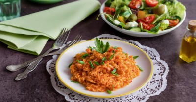 Рис в томатном соусе