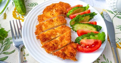 Филе куриное в панировочных сухарях без лука на сковороде