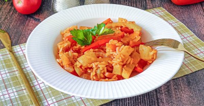 Овощное рагу из кабачков с рисом