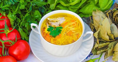 Как сварить вкусный куриный бульон