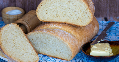 Белый пшеничный хлеб из дрожжевого теста