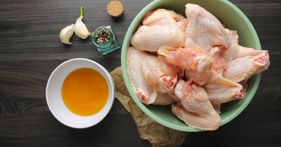 Как правильно разделывать курицу.