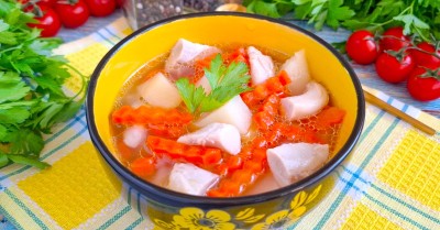 Суп куриный с морковью