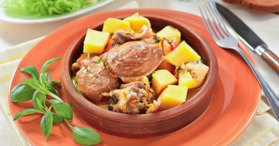 Утка тушеная с картошкой