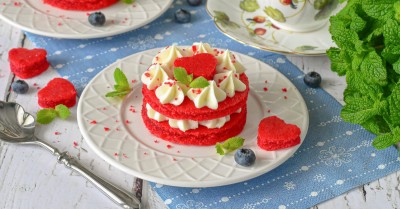 Пирожное Красный бархат