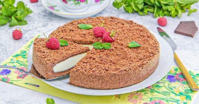 Шоколадный пирог с творогом