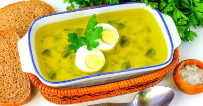 Куриный бульон с яйцом