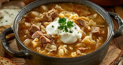 Кислых Щей с Тушенкой