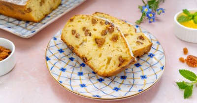 Кекс на кефире и растительном масле с изюмом