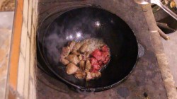 Опята с гречкой рецепт. recept grechki po kupecheski s opyatami v kazane 1588286271 5 min. Опята с гречкой рецепт фото. Опята с гречкой рецепт-recept grechki po kupecheski s opyatami v kazane 1588286271 5 min. картинка Опята с гречкой рецепт. картинка recept grechki po kupecheski s opyatami v kazane 1588286271 5 min. Гречневая каша сама по себе очень полезная и вкусная, а в сочетании с грибами – ей нет равных по питательности среди других каш. Она насыщается ароматом опят, что делает блюдо ещё более вкусным.