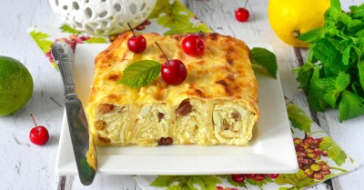 Пирог из лаваша с творогом в духовке