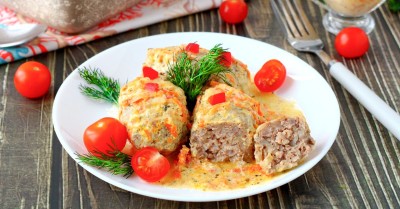 Ленивые голубцы из мяса в духовке в сметанном соусе на ужин