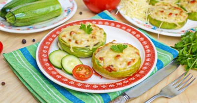 Кабачки фаршированные грибами в духовке