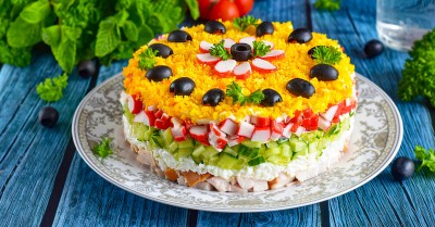 Простой, легкий и быстрый салат на день рождения