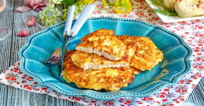 Отбивные свинина с сыром на сковороде в кляре