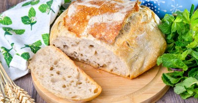 Пшеничный хлеб на ржаной закваске в духовке