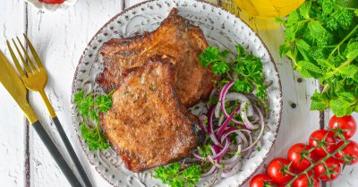 Стейк из свинины в аэрогриле на ужин