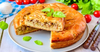 Пирог с фаршем и капустой в духовке