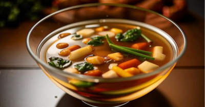 Как сделать бульон золотистым