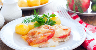 Горбуша с помидорами и сыром запеченная в духовке