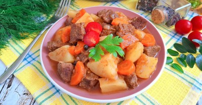 Жаркое из говядины на сковороде