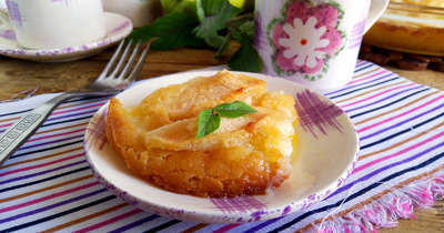 Пирог на сливочном масле и сметане в духовке с яблоками
