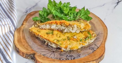 Скумбрия запеченная в рукаве в духовке с овощами и сыром