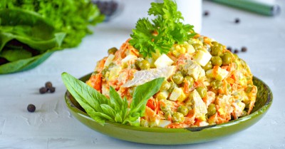 Салат Купеческий классический со свининой на день рождения