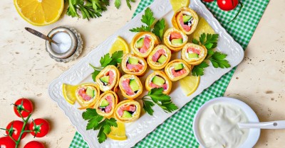 Роллы из блинов с начинкой