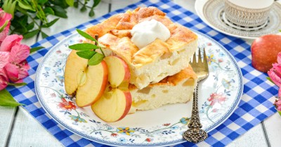 Запеканка с яблоками и манкой творожная в духовке