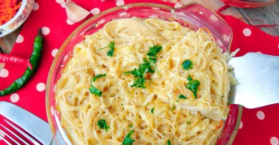 Лапшевник в духовке с яйцом