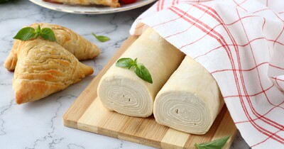 Нужно ли смазывать слоеное тесто