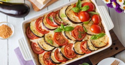 ПП Запеканка из баклажанов с помидорами и сыром на обед