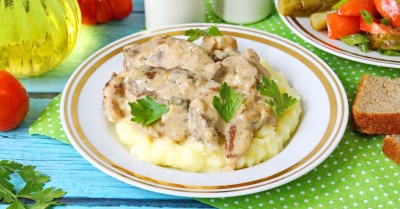 Мясо с белыми грибами