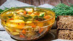 суп овощной на курином бульоне с кабачком и баклажаном. ovoschnoi sup s kabachkami i zelenu 1619440757 16 min. суп овощной на курином бульоне с кабачком и баклажаном фото. суп овощной на курином бульоне с кабачком и баклажаном-ovoschnoi sup s kabachkami i zelenu 1619440757 16 min. картинка суп овощной на курином бульоне с кабачком и баклажаном. картинка ovoschnoi sup s kabachkami i zelenu 1619440757 16 min. Время подготовки: 10 мин.