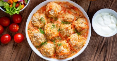 Ежики из фарша с рисом в мультиварке